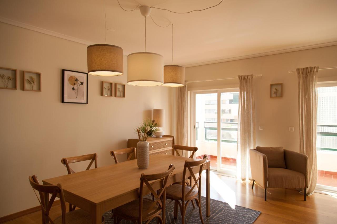 Flh Cascais Wooden Spacious Apartment Bagian luar foto