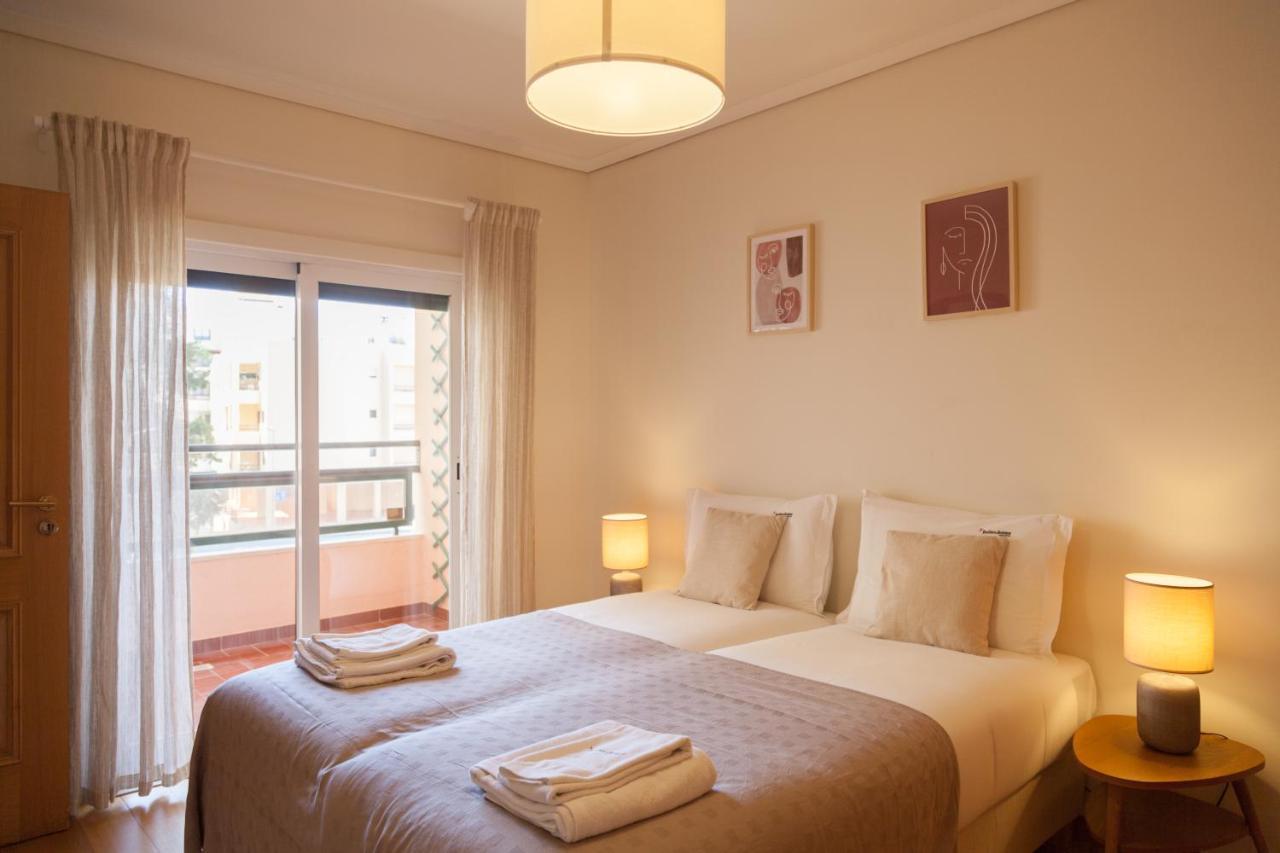 Flh Cascais Wooden Spacious Apartment Bagian luar foto